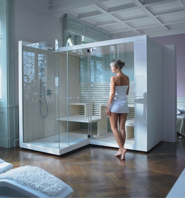 Die Sauna im Keller ist (fast) nur noch ein Relikt aus früheren Zeiten. Saunen und Dampfbäder werden immer häufiger in die Wohnland­schaften integriert.