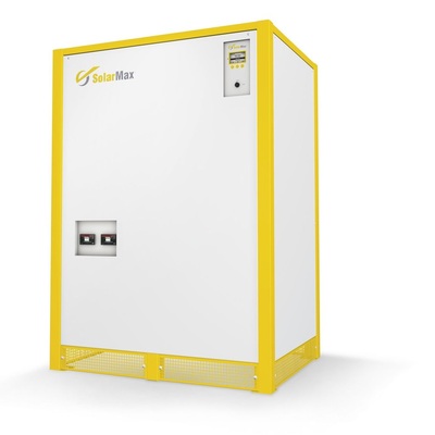 Die Geräteserie Solarmax 50TS bis 300TS, deckt den Nenn­leistungsbereich von 50 bis 300 kW ab. Bei manchen Projekten lässt sich die ­Abwärme der Wechselrichter nutzen.