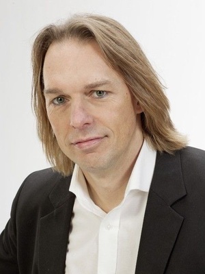 Hans Jörg MüllerLeiter Marketing und Innovation, Hewi