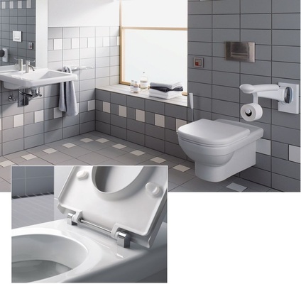 Das Design muss stimmen. Aber Sanitärkeramik wie Dejuna von Keramag kann mehr leisten. Eine in die Keramik eingearbeitete Fase sorgt auch beim seitlichen Übersetzen für Stabilität.