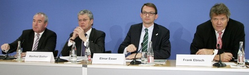 Jahrespressekonferenz des ZVSHK: Rückschau 2011 mit gemischten Gefühlen — während die Badsanierung ­zugelegt hat, bleiben Heizungsmodernisierung und Klimaziele weit hinter den Erwartungen.