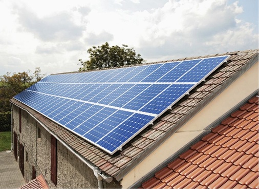 Immerhin lassen sich Ausfälle bei Solarerträgen durch ­Versicherungen abdecken, wobei es auch hier auf das Kleingedruckte ankommt. - © Conergy
