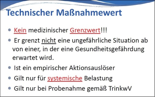 Erreicht die Wasseranalyse den technischen Maßnahmewert (für ­Legionellen) von 100 KBE in 100 ml Wasser, muss der Betreiber das Gesundheitsamt informieren.