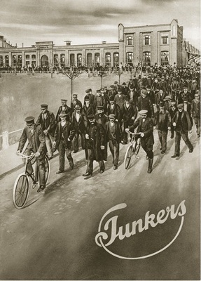 Gas-Heizkessel von Junkers wurden von 1912 an in Dessau hergestellt. In diesem Werk wurde 1915 auch das erste Ganzmetallflugzeug der Welt gebaut.