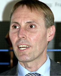 Klempnermeister Hermann Bade: „Bei der Bleideckung können durchaus 40% der Schargröße in die Verfalzung gehen.“