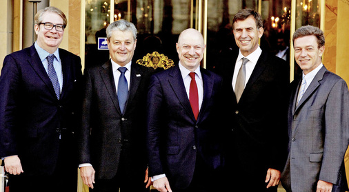 Vorstand und Geschäftsführung der VDS haben durchaus Grund zum Optimismus. Von links: Jens Wischmann, Manfred Stather, Andreas Dornbracht, Hartmut Dalheimer und Dr. Rolf-Eugen König.