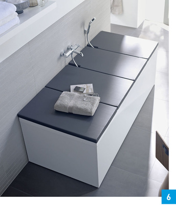6 Dank wählbarer Aussparungen in der Wannenauflage muss bei Duravit auf die Handbrause bei der Wanne nicht verzichtet werden.