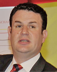 Hubertus Heil, stellv. Fraktionsvorsitzender der SPD: „Wir brauchen Stromautobahnen — und die kosten richtig Geld.“