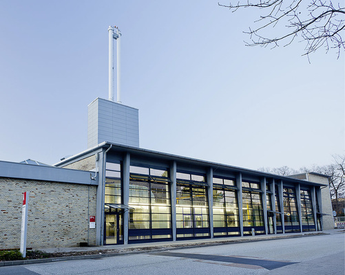 Heizzentrale auf der Lufthansa-Basis Hamburg. Contracting-Modelle müssen neu auf die Energiewende ausgerichtet werden, insbesondere der Ein- und Verkauf von Strom.
