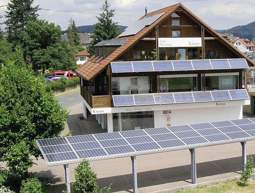 Dem Kunden zeigen, was geht: Die Firma Kreuz testet die Komponenten am eigenen Gebäude. Denn Qualität ist das wichtigste Verkaufs-argument.