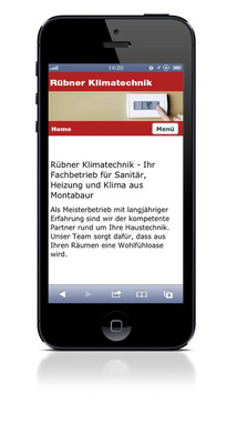 Installationsbetriebe sollten ihre Website unbedingt für die Darstellung auf Smartphones optimieren.