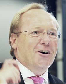 Prof. Andreas Pfnür (Technische Uni Darmstadt): „Um im Sanierungsfahrplan 80 % Primärenergie zu sparen, müsste zur Finanzierung jeder Mieter 500 Euro mehr Miete zahlen.“