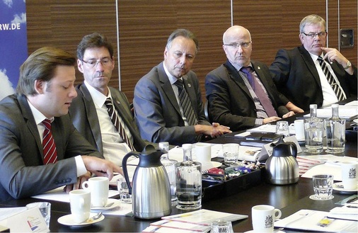 Hatten einiges zu berichten: BDH-Pressesprecher Frederic Leers, Hauptgeschäftsführer Hans-Peter Sproten, Landesinnungsmeister Hans-Joachim Hering, Alfred Jansenberger (stv. GF) und Norbert Borgmann (stv. LIM).