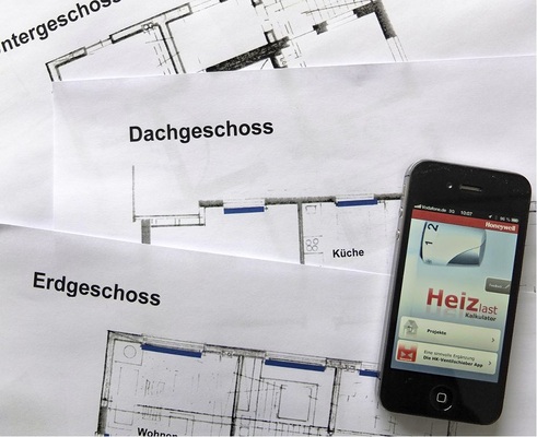 Hilfreich vor Ort: Von Honeywell gibt es auch die Heizlastberechnung und den Heizkörper-Ventildatenschieber als App. - © Honeywell
