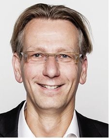 Thorsten Stute (Hewi-Geschäftsführer): „Der Waschtisch zeigt, dass Barrierefreiheit und komfortable Nutzung eine Selbstverständlichkeit sein können. Die Auszeichnung bestärkt mich in dieser Produktphilosophie.“
