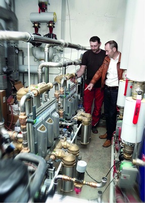 Um der Kalkbildung in den Trinkwasserinstallationen vorzubeugen, sind im Sporthotel Achental Kalkschutzgeräte von Perma-Trade im Einsatz. - © Permatrade
