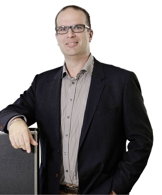 Geschäftsführer Stefan Menrath ist alleiniger Geschäftsführer und Gesellschafter der Friedrich Morsch GmbH & Co. KG in Eppelheim. Der Gas- und Wasserinstallateurmeister ist auch staatlich geprüfter Techniker der Fachrichtungen Sanitärtechnik sowie Heizungs-, Lüftungs- und Klimatechnik. www.morsch.de, E-Mail: menrath@morsch.de