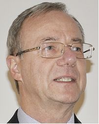 FV-Geschäftsführer Dietmar Zahn schilderte die Erfahrungen zur bisherigen Umsetzung des EWärme-Gesetzes.