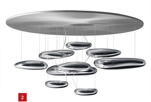 Der Klassiker Artemide Mercury Soffitto. Die technischen Daten: Material: Aluminium ­lackiert, Abmessungen: Ø:110 cm, H: 55 cm, Fassung: R7s, Bestückung: 2x200-W-Halogenlampe, Kennzeichen: F-Zeichen, Schutzart: IP 20.