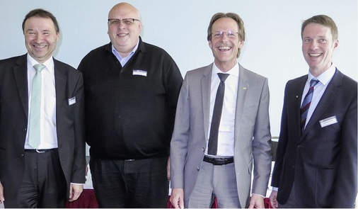 Präsentierten der Presse ein solides Jahresergebnis: Dr. Michael Schreiber, Aufsichtsrats­vorsitzender Helmut Maxeiner, Vorstand Holger Kachel und Mathias Müller (v.l.).