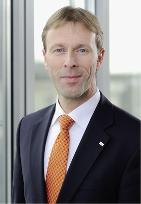 Peter J. Schmid ist Geschäftsführer und Vertriebsleiter für Zentraleuropa bei der Reflex Winkelmann GmbH, 59227 Ahlen, Telefon (0 23 82) 70 69-0, peter.schmid@reflex.de, www.reflex.de