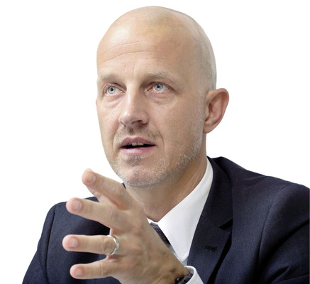 Andreas Christmann ist Leiter ­Produkt und Dienstleistungen bei Vaillant Deutschland, 42859 ­Remscheid, Telefon (0 21 91) 18-0, ­andreas.christmann@­vaillant.de, www.vaillant.de