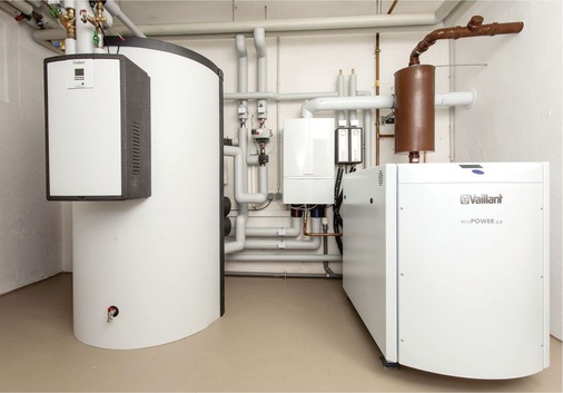 Die Anlagentechnik im Kinderhaus St. Martin in Coswig besteht aus einer KWK-Anlage Ecopower 3.0, einem Gas-Brennwertgerät und einem 800-l-Speicher mit Trinkwasserstation.