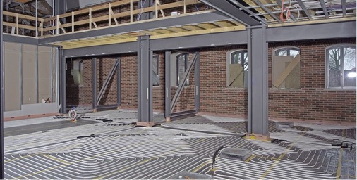 Im Rahmen der Sanierung wurden insgesamt 6300 m des ­flexiblen Markenkupferrohres CTX für die Wand- und ­Fußbodenheizung verlegt.