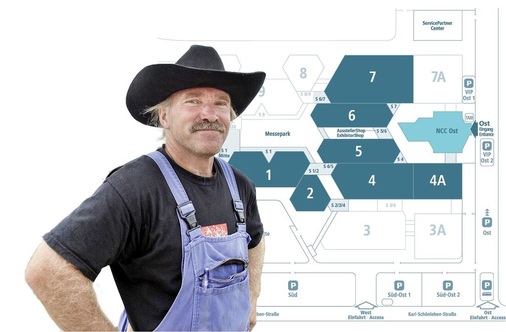Deutschlands bekanntester Kälteanlagenbauer Konny Reimann ist zu Gast und steht seinen Kollegen Rede und ­Antwort.Fast 1000 Aussteller zeigen ihre Innovationen auf der weltweit größten internationalen ­Fachmesse für Kälte, Klima, Lüftung und Wärmepumpen und belegen in den Hallen 1, 2, 4 5, 6 und 7 ca. 37000 m2 Standfläche.