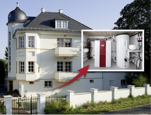 Die insgesamt 480 m² Wohnfläche sowie der Teich dieser Villa werden allein mit einer Hochtemperatur Sole/Wasser-Wärmepumpe beheizt.