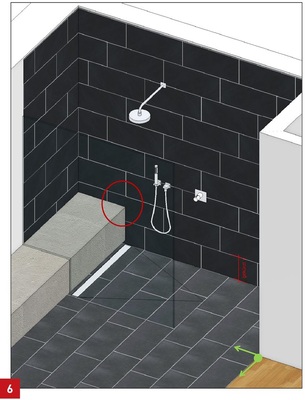 Bei Rechteckfliesen und Drittelversatz die ­Wandobjekte nach dem Wandraster platzieren. Duschgefälle bzw. ­Niveauunterschied berücksichtigen: Erste Fliesenreihe muss um den Niveauunterschied gekürzt werden. Ungenauigkeiten am Bau berücksichtigen und in diesem Fall lieber senkrechte Wandfuge nicht direkt mit Bankvorderkante (berührend) deckungsgleich setzen.