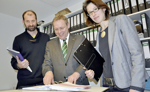 
Die Teilnehmer der Gesprächsrunde (v. r.): Stephanie Pieper-Herbst, Architektur + Design Pieper, Dieter Frost, Pluggit, und Thomas Goldschmidt, PTG-Planungsbüro.
