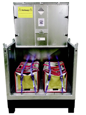 



Für die Lagerung und den Transport von intakten und defekten Lithium-Ionen-Batterien gibt es bereits feuerhemmende Behälter mit integrierter Löschanlage. 
