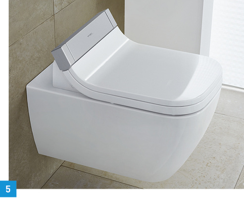 <p>
Dusch-WC SensoWash Rimless von Duravit: Die technische Ausstattung bietet viele Funktionen und individuelle Anpassungsmöglichkeiten, die über eine intuitiv handhabbare Fernbedienung gewählt werden können. Aufleuchtende Symbole beim Auswählen und eine LED-Nachtlicht-Funktion sorgen für Orientierung. Die neuartige Spültechnologie vereinfacht die Reinigung. Der WC-Sitz SensoWash ist kompatibel mit vielen WC-Becken der Duravit-Serie.
</p>