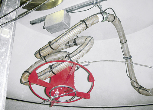 



Das Entnahmesystem Maulwurf 2500 für Heizkessel bis zu 25 kW Leistung wurde bei den Projekten Kaipf und Seel installiert.
