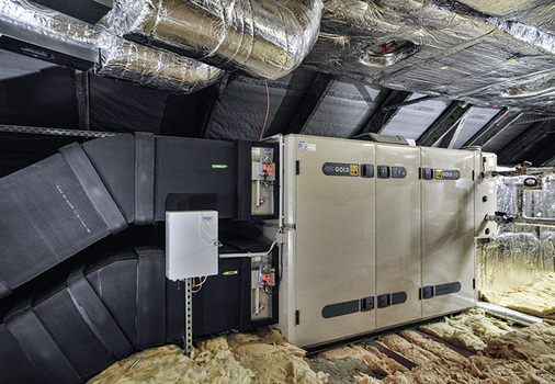 
Das kontrollierte Lüftungssystem „Gold“ von Swegon sorgt in dem sanierten Schulgebäude für gutes Raumklima und effektive Wärmerückgewinnung.
