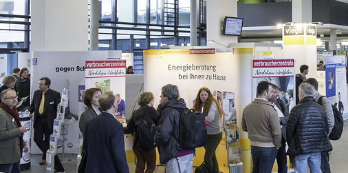 
45 Aussteller informierten über die neuesten Techniken, Produkte und Dienstleistungen am Hygienemarkt.
