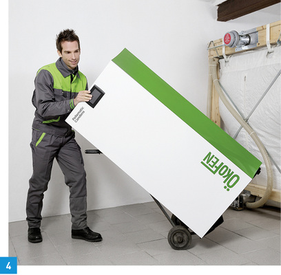 
4 Mit einer Aufstellfläche von nur etwa 70 x 70 cm hat der neue Pellet-Brennwertkessel Pellematic Condens von Ökofen die Ausmaße eines größeren Kühlschranks.
