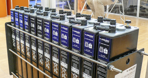 
Die Preise für Stromspeicher sind im letzten Halbjahr 2014 um über 20 % gefallen. Das wird den Markt mit Sicherheit beflügeln. 
