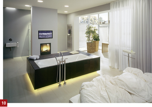 



Der Vorhang sorgt als raumgestaltendes Element für eine klare, ruhige Ausstrahlung. 
