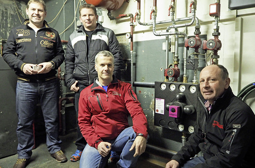 
Gruppenbild vor dem Vierwegemischer (v. l.): Holger Müller, Harald Landerl jun., Albert Koppenberger und Raimund Aschauer.
