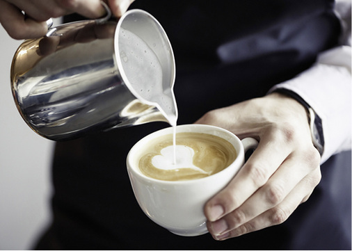 



Freundlicher Umgang, ein heller Raum, ein bequemer Stuhl und ein guter Kaffee können durchaus positiven Einfluss auf Verhandlungen haben. 
