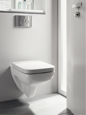 <p>
Befindet sich das WC im Aufschlagbereich einer Tür, ist ein Modell mit verkürzter Ausladung angebracht, wie das Renova Nr. 1 Comprimo von Keramag mit 48 cm.
</p>