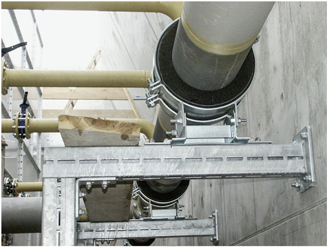 
Die Kältegleitschlitten wurden auf die Profile des Mefa-Schwerlast-montagesystems Centum montiert.
