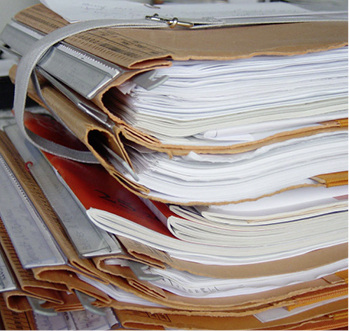 
Der Schriftverkehr im Baurecht ist häufig eine Anspruchsvoraussetzung. Mit anderen Worten: Wenn ich nicht schreibe, verliere ich Rechte.
