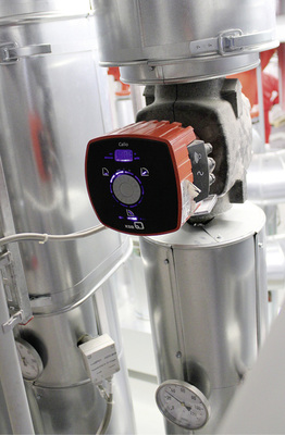 
Hocheffizienz-Heizungsumwälz-pumpen arbeiten drehzahlgeregelt und passen so die Förderleistung automatisch dem jeweiligen Bedarf an.
