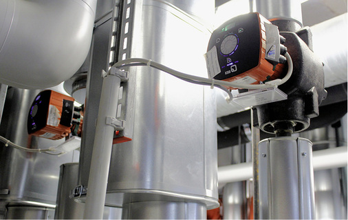 
Ohne Einregulierung der Anlagenhydraulik fehlen den geregelten Pumpen die Sollwerte, um die Fördermenge an den tatsächlichen Bedarf anzupassen.
