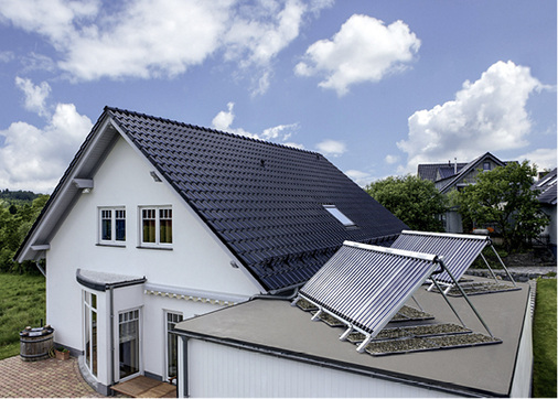 
Generell sollte der Wirkungsgrad der verwendeten Kollektoren möglichst hoch sein, um auch bei niedrigen Außen- hohe Systemtemperaturen zu erreichen.
