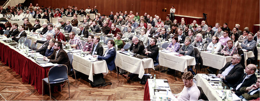 <p>
Zum alle zwei Jahre stattfindenden Klempnertag kamen 2016 etwa 260 Teilnehmer ins Würzburger Congress Centrum.
</p>