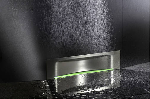 



Wand-Duschablauf mit farbiger LED-Beleuchtung.
